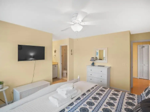 Beautifully Maintained 3-bed, 3-bath Home Offers Comfort & Privacy