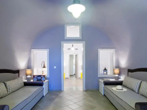 Semeli Cave House