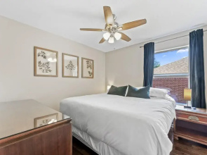Close to Kalahari King Beds Fast Wifi 3BR