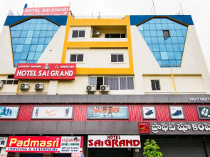 Oyo 74876 Hotel Lakshmi Sai Grand