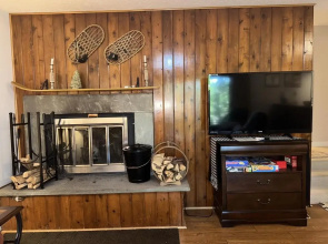 Summer 2B 2B Condo Wintergreen Ridges Pool Access