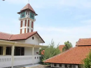 Guest House Eboni Madiun
