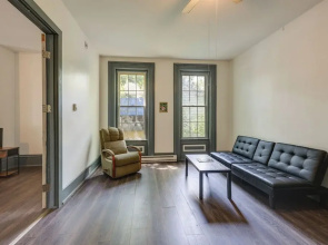 Walk to Town: Bath Apt Near Keuka Lake Wine Trail