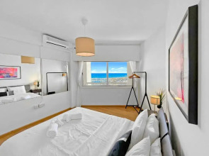 1BR Seaview Apt close to the beach - Top location