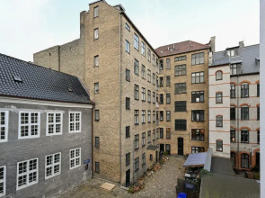Lovely 1-bedroom Apartment in the 18th Century Bulding in Downtown Copenhagen