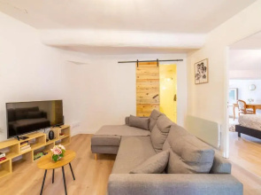 La belle vie - Beautiful 2 bedroom appartment close to parking