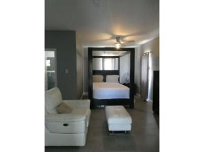 Sun Tan Apartment 6, Near the Ocean