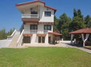 Elani Apartments (Lofos Elanis)