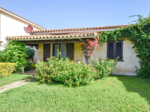 Stunning Home in Cannigione With 2 Bedrooms