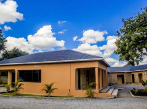 Nsanika Executive Lodge
