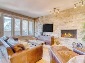 Sunvail by Avantstay 10min Walk to Ski Lifts!