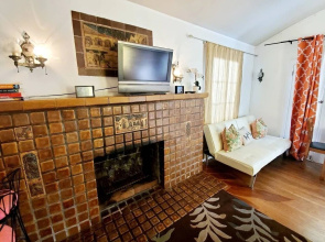 Unique Romantic 2br+loft@venice Short/long Stay 2 Bedroom Apts