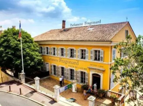 La Bulle Grassoise - Appartement Spacieux Avec Balneo Wifi Et Parking Free