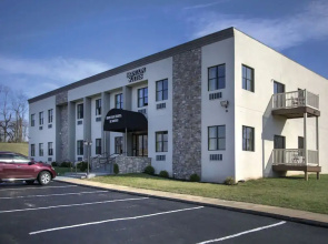 Brinton Suites