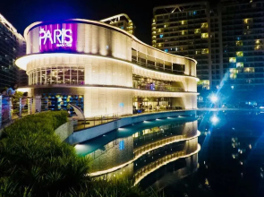 Davis Place at Azure