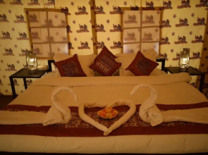 Seven Palms Luxury Camp