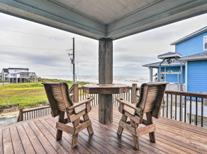 Group Getaway w/ Deck, Steps to Crystal Beach!