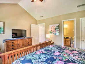 Cozy Ironton Cabin w/ Shared Pool & Private Patio!