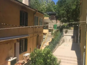 delizioso appartamento con terrazzetta