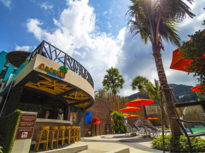 Курортный отель The Beach Heights Resort