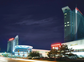 Holiday Inn & Suites Windsor Ambassador Bridge by IHG