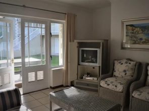 31 Riverclub Villas