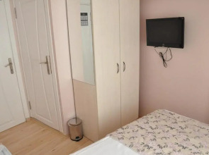 Huxley Hotel Old City