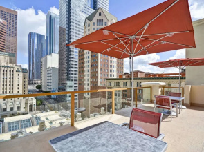 Hilton Checkers Los Angeles