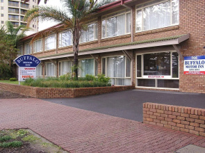 Glenelg Dockside Motel