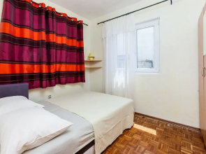 House Ivana Tribunj