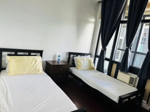2 bedroom with 2 Balconies Skyline View