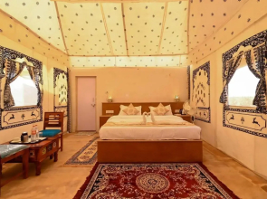 Best Desert Camp In Jaisalmer Red Velvet