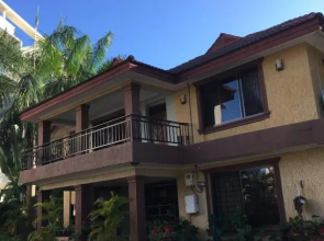 Peninsula Residence