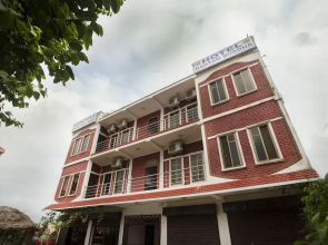 SPOT ON 528 Hotel Gautam Buddha
