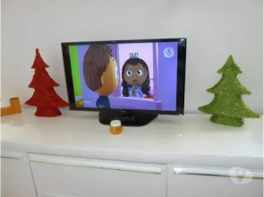 Charmant T 2 vue mer pied dans l'eau