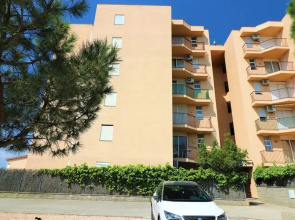 Apartment in Roses Near Sandy Beach