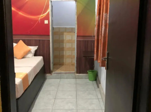 Hotel Warna Palopo RedPartner