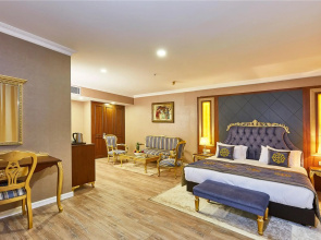 Seres Hotel Old City