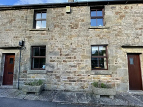 3 Bedroom Cottage in Peak District