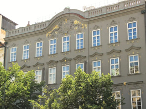 Picasso Apartments Prague