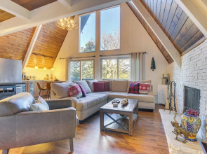 Family-friendly Lake Arrowhead Cabin w/ Game Room!