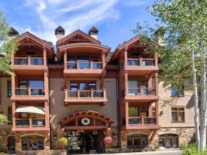 Alpine Club 2 Bedroom Condo by RedAwning