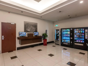 XO Hotels Blue Tower