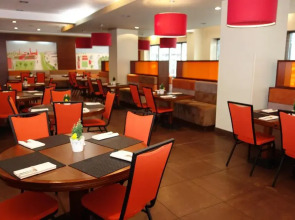 DeSilva Inn Katowice Airport