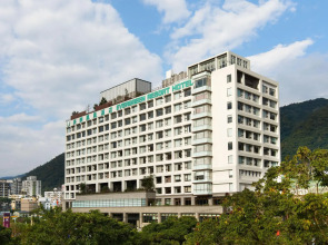 Evergreen Resort Hotel (Jiaosi)