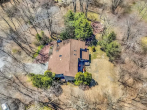 Hot Tub + Game Room: Spacious Poconos Escape!