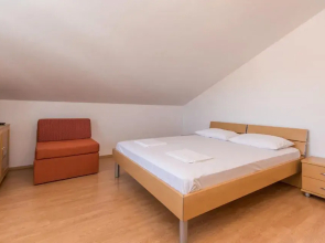 Beautiful Apartment in Pakostane With Wifi and 1 Bedrooms