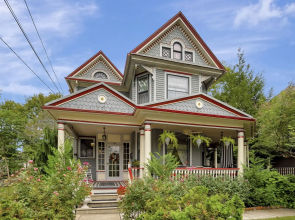 The Inn on Holly