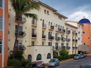 Flamingo Vallarta Hotel & Marina