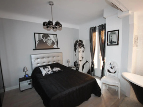 Bollywood to Hollywood/2bed 2bath/1mn Croisette